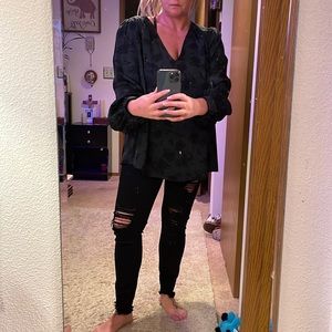 Puff sleeve and shoulder blouse